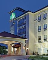 La Quinta Inn & Suites DFW Airport