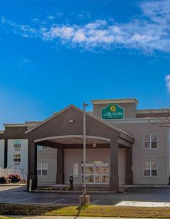 La Quinta Inn & Suites Lexington Park
