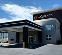 La Quinta Inn & Suites Lexington Park Exterior