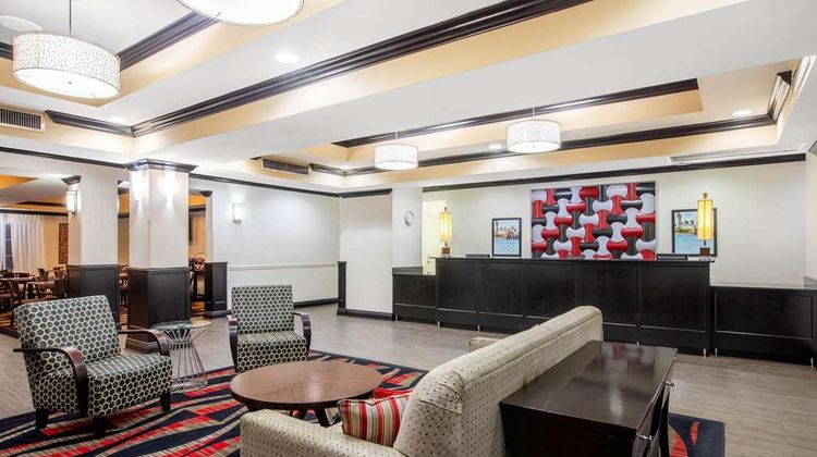 La Quinta Inn & Suites Conway Lobby