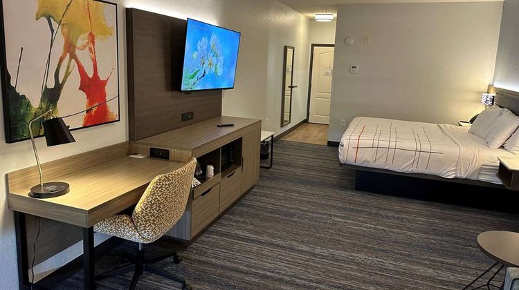 La Quinta Inn & Suites Macon West Room