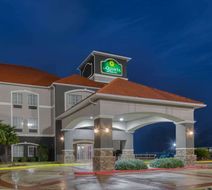 La Quinta Inn & Suites Macon West Exterior