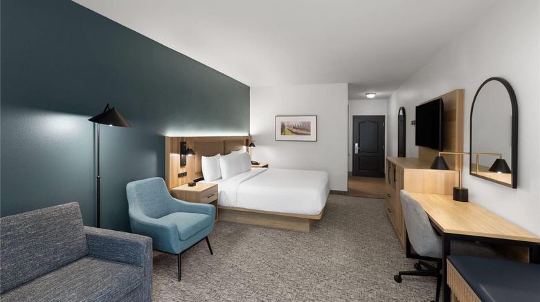<b>La Quinta Inn & Suites Lexington S Room</b>. Images powered by <a href="https://iceportal.shijigroup.com/" title="IcePortal" target="_blank">IcePortal</a>.