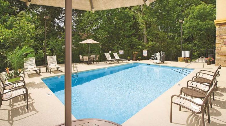 <b>La Quinta Inn & Suites by Wyndham Smyrna Pool</b>. Images powered by <a href="https://iceportal.shijigroup.com/" title="IcePortal" target="_blank">IcePortal</a>.