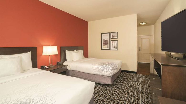 <b>La Quinta Inn & Suites by Wyndham Smyrna Room</b>. Images powered by <a href="https://iceportal.shijigroup.com/" title="IcePortal" target="_blank">IcePortal</a>.