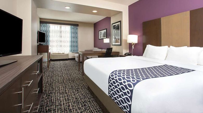<b>La Quinta & Sts Chattanooga Lookout Mtn Room</b>. Images powered by <a href="https://iceportal.shijigroup.com/" title="IcePortal" target="_blank">IcePortal</a>.