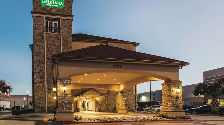 La Quinta Inn  and  Suites South Exterior. Images powered by <a href="https://iceportal.shijigroup.com" target="_blank" rel="noopener">Ice Portal</a>.