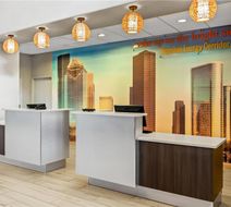 La Quinta Inn & Suites - Energy Corridor Lobby
