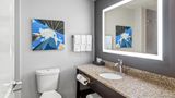 <b>La Quinta Inn & Suites - Energy Corridor Room</b>. Images powered by <a href="https://iceportal.shijigroup.com/" title="IcePortal" target="_blank">IcePortal</a>.