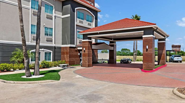 <b>La Quinta Inn & Suites Raymondville Exterior</b>. Images powered by <a href="https://iceportal.shijigroup.com/" title="IcePortal" target="_blank">IcePortal</a>.