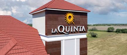 La Quinta Inn & Suites Raymondville Exterior