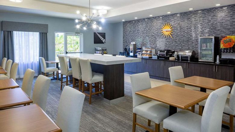<b>La Quinta Inn & Suites Sebring Other</b>. Images powered by <a href="https://iceportal.shijigroup.com/" title="IcePortal" target="_blank">IcePortal</a>.
