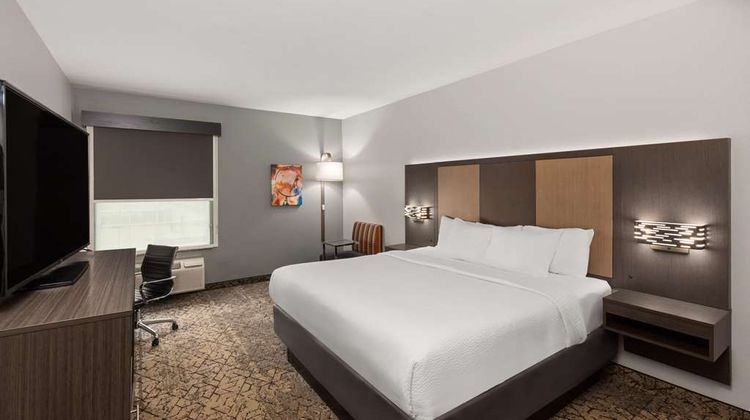 La Quinta Inn & Suites McAlester Room