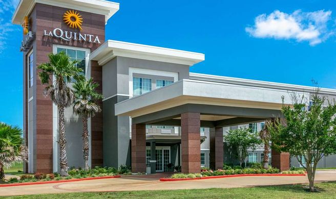 La Quinta Inn & Suites Jacksonville Exterior
