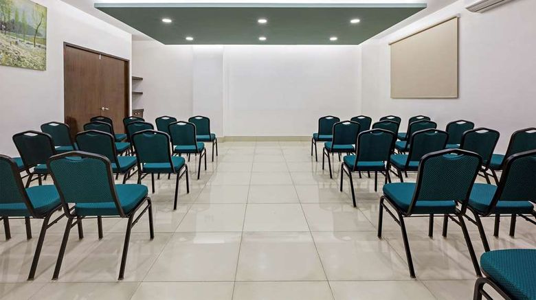 <b>Wyndham Garden Cancun Downtown Meeting</b>. Images powered by <a href="https://iceportal.shijigroup.com/" title="IcePortal" target="_blank">IcePortal</a>.