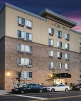 La Quinta Inn & Suites Brooklyn