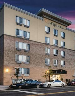 La Quinta Inn & Suites Brooklyn