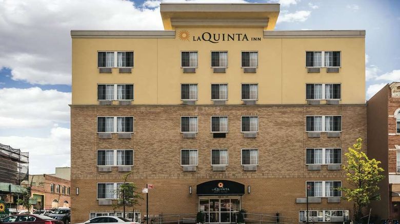 <b>La Quinta Inn & Suites Brooklyn Exterior</b>. Images powered by <a href="https://iceportal.shijigroup.com/" title="IcePortal" target="_blank">IcePortal</a>.