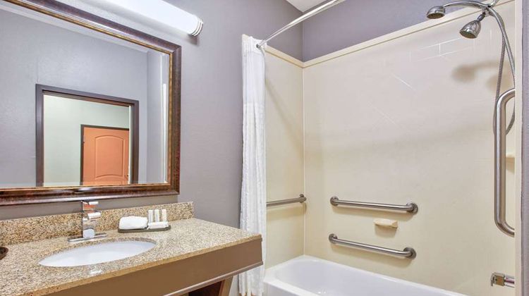 La Quinta Inn & Suites Bryant Room