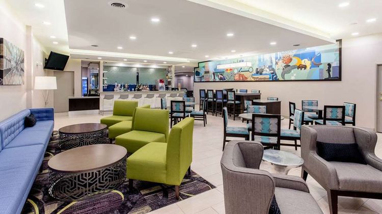 La Quinta Inn & Suites South Restaurant