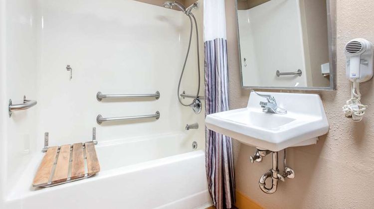 La Quinta Inn & Suites South Room