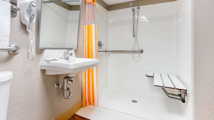 La Quinta Inn & Suites South Room
