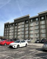 La Quinta Inn & Suites South