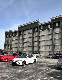 La Quinta Inn & Suites South