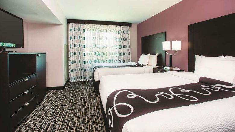 <b>La Quinta Inn & Suites Russellville Suite</b>. Images powered by <a href="https://iceportal.shijigroup.com/" title="IcePortal" target="_blank">IcePortal</a>.