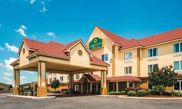 La Quinta Inn & Suites Russellville