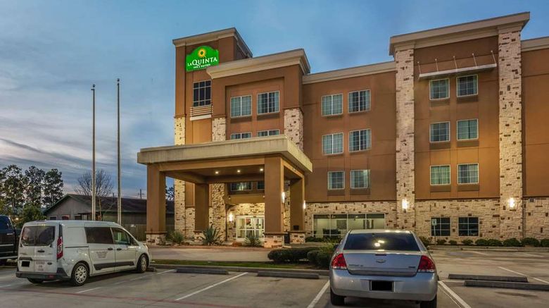 <b>La Quinta Inn & Suites Humble Exterior</b>. Images powered by <a href="https://iceportal.shijigroup.com/" title="IcePortal" target="_blank">IcePortal</a>.