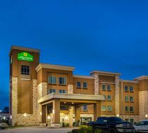 La Quinta Inn & Suites Humble Exterior