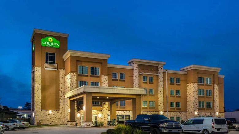 <b>La Quinta Inn & Suites Humble Exterior</b>. Images powered by <a href="https://iceportal.shijigroup.com/" title="IcePortal" target="_blank">IcePortal</a>.