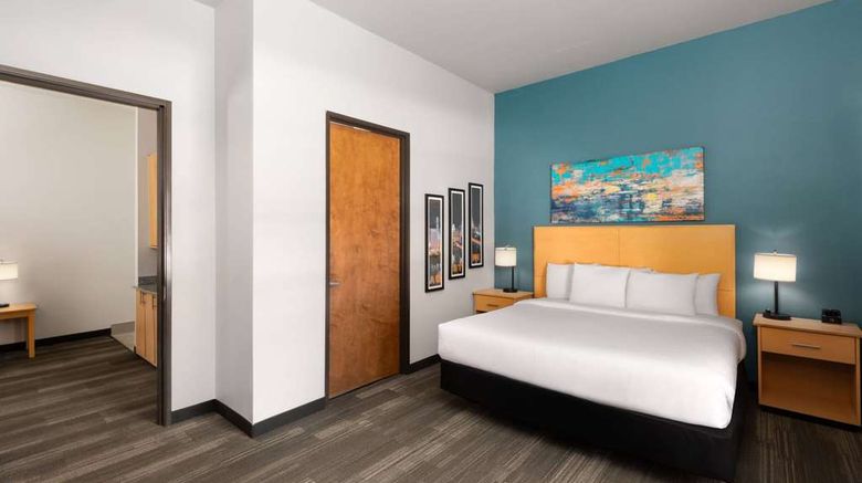 <b>La Quinta Inn & Stes Austin NW Suite</b>. Images powered by <a href="https://iceportal.shijigroup.com/" title="IcePortal" target="_blank">IcePortal</a>.