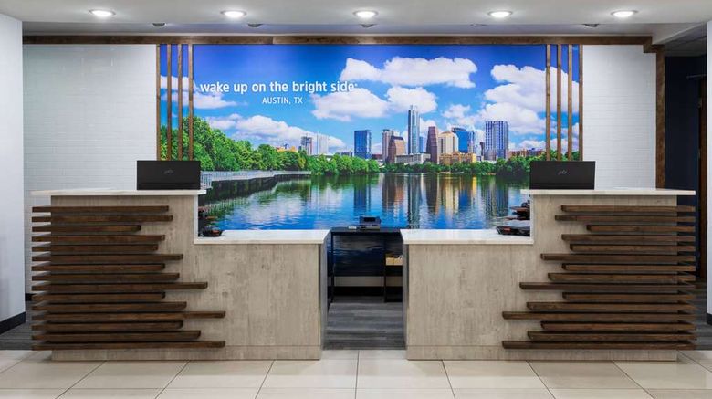 <b>La Quinta Inn & Stes Austin NW Lobby</b>. Images powered by <a href="https://iceportal.shijigroup.com/" title="IcePortal" target="_blank">IcePortal</a>.