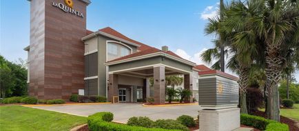 La Quinta Inn & Suites Baton Rouge Exterior