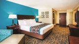 La Quinta Inn & Suites Evansville Suite