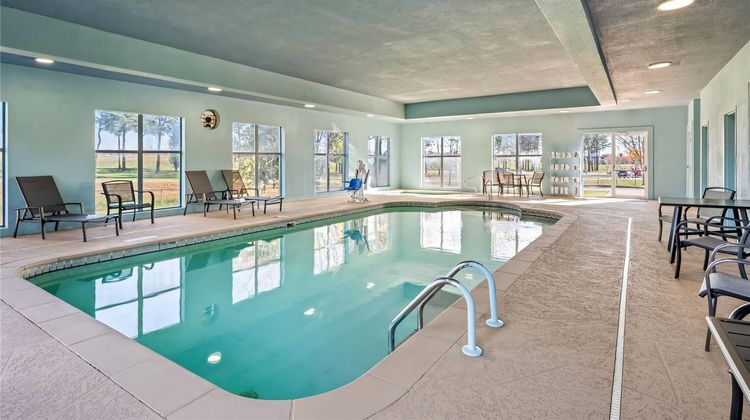 La Quinta Inn & Suites Searcy Pool