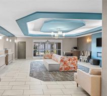 La Quinta Inn & Suites Searcy Lobby