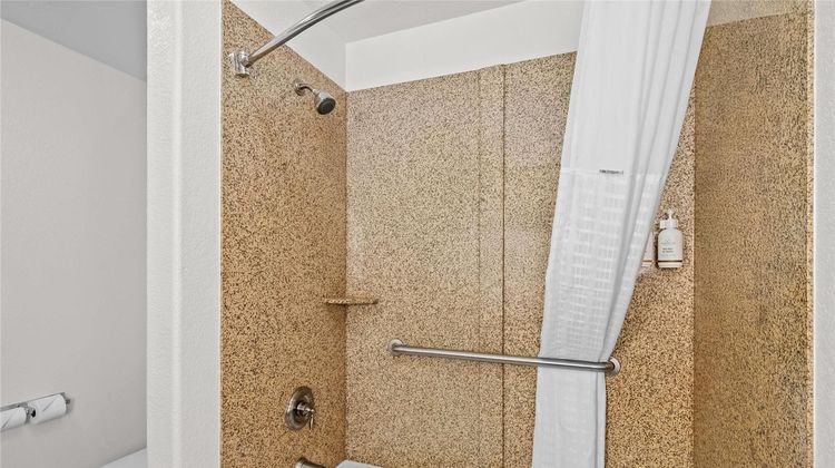 La Quinta Inn & Suites Searcy Suite