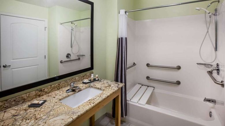 <b>La Quinta Inn & Suites Odessa North Room</b>. Images powered by <a href="https://iceportal.shijigroup.com/" title="IcePortal" target="_blank">IcePortal</a>.