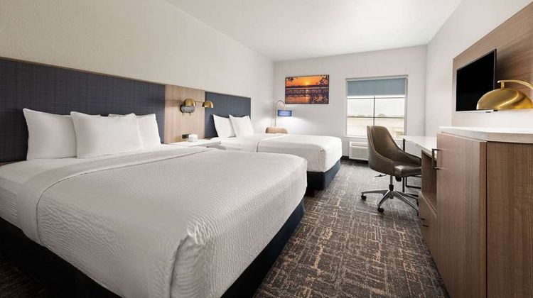 La Quinta Inn & Suites Forest Hill Room