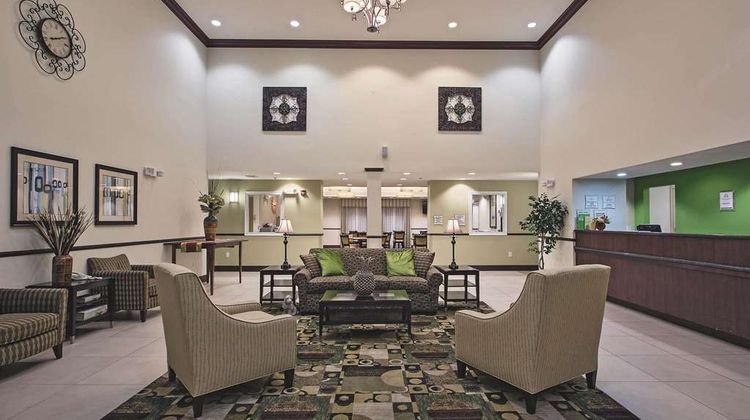 La Quinta Inn & Suites Lancaster Lobby