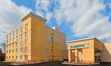 La Quinta Inn & Suites Danbury