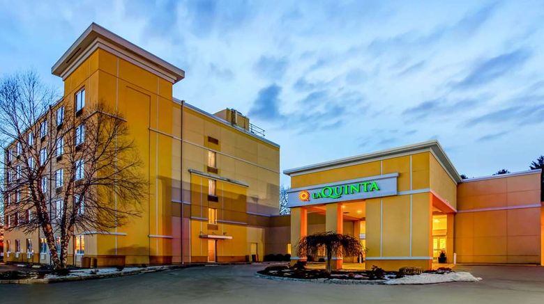 <b>La Quinta Inn & Suites Danbury Exterior</b>. Images powered by <a href="https://iceportal.shijigroup.com/" title="IcePortal" target="_blank">IcePortal</a>.