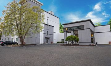 La Quinta Inn & Suites Danbury