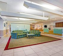 La Quinta Inn & Suites Danbury Lobby