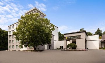 La Quinta Inn & Suites Danbury