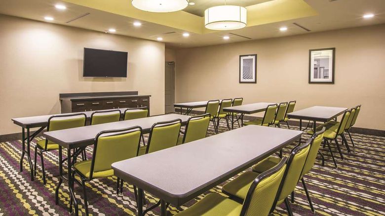 <b>La Quinta Inn & Suites Hattiesburg - I-59 Meeting</b>. Images powered by <a href="https://iceportal.shijigroup.com/" title="IcePortal" target="_blank">IcePortal</a>.