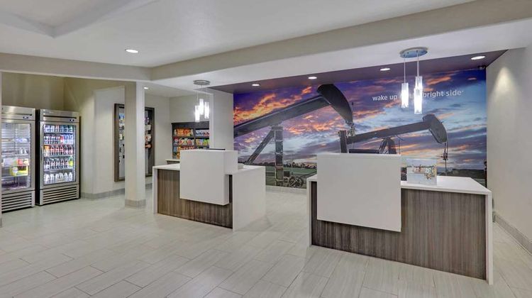 La Quinta Inn & Suites Big Spring Lobby